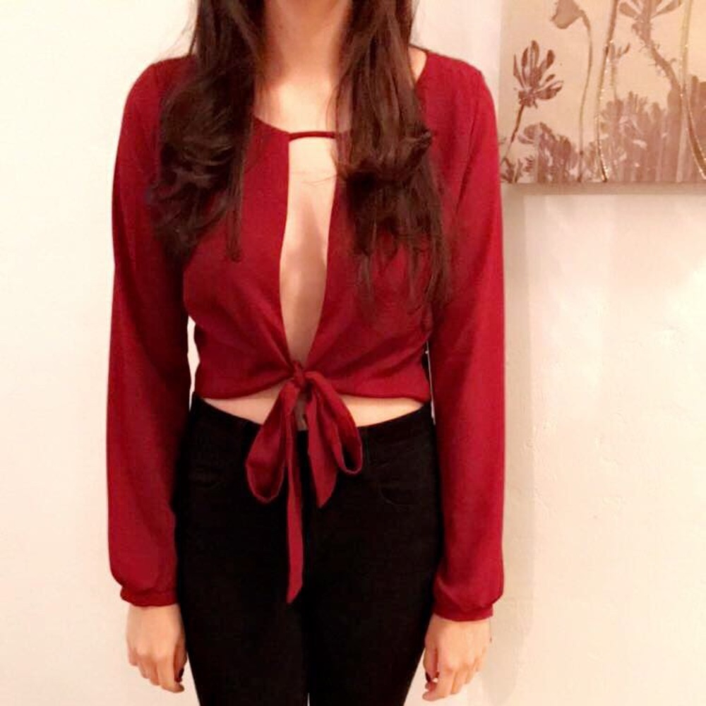 Lulu’s Long sleeve maroon shirt